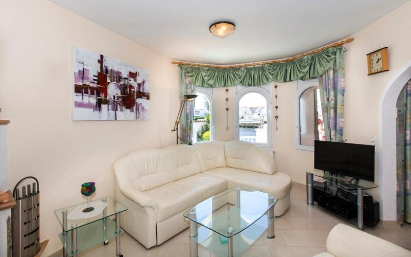 2009 Casa San Maurici Con Piscina By Homeselectspain Емпуриабрава Екстериор снимка